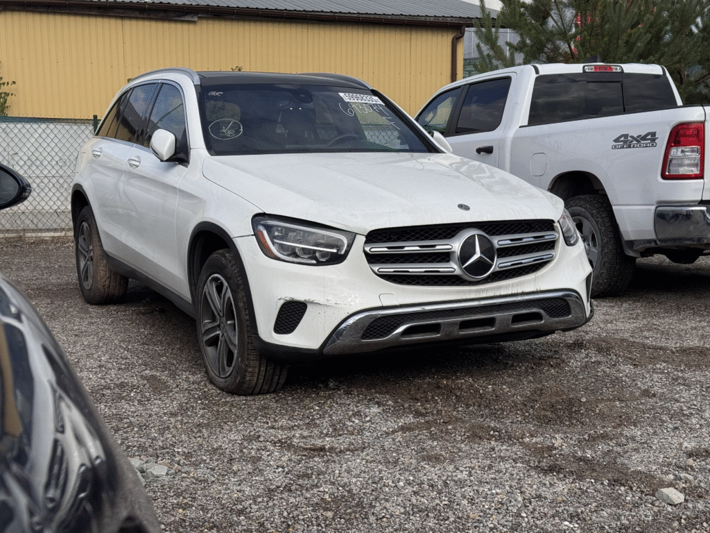 2020 Mercedes-Benz GLC – komfort i napęd AWD.