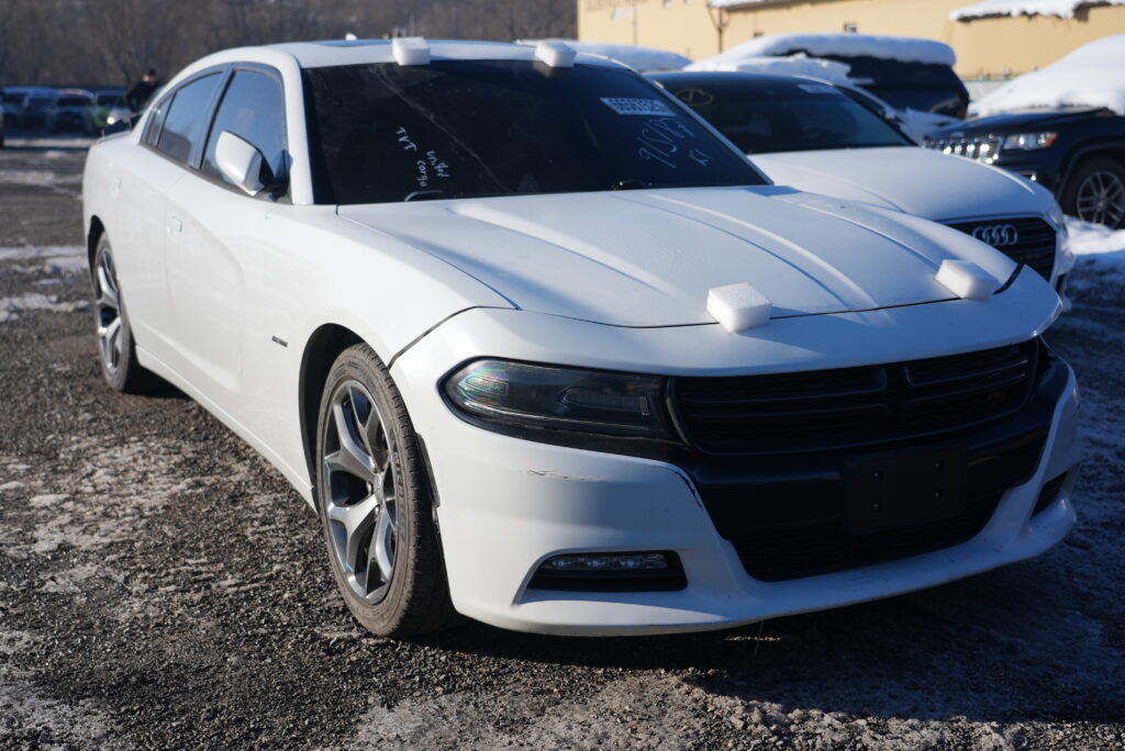 2015 Dodge Charger 5.7 V8 – amerykańska legenda z USA sprowadzona za 32 tys. zł pod dom