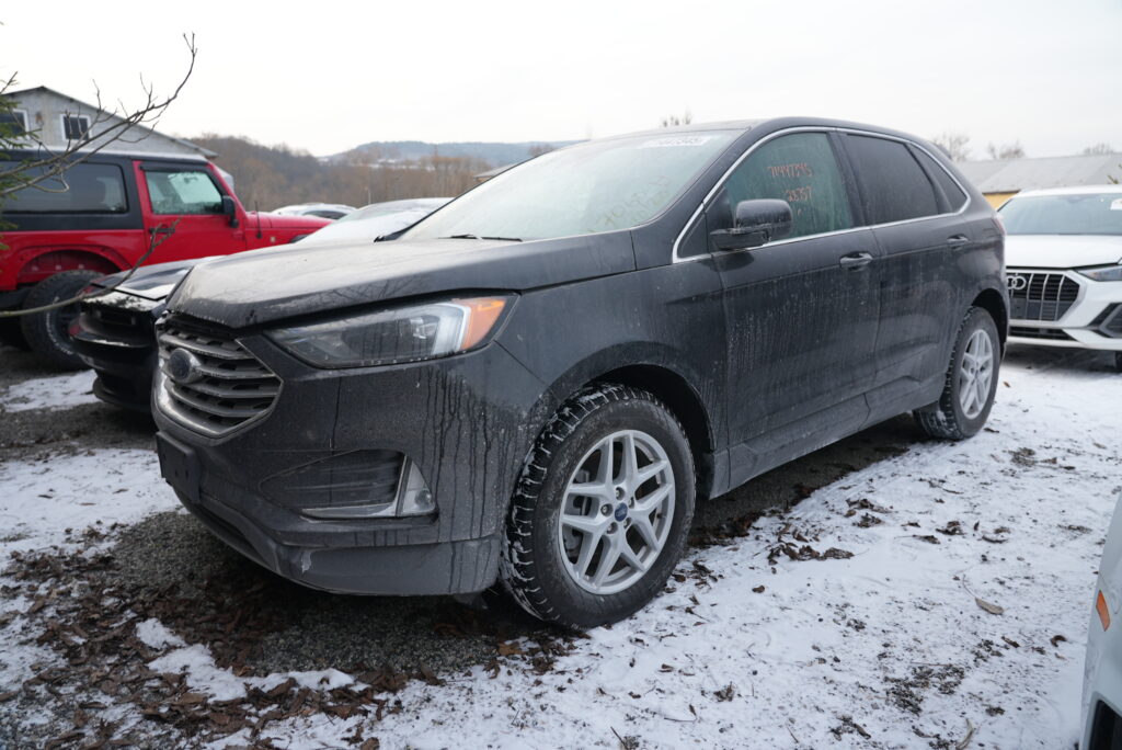 2022 Ford Edge SEL 2.0 – nowoczesny i przestronny SUV z USA